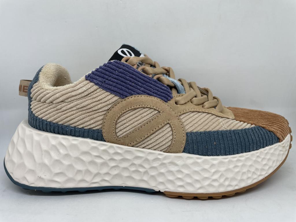 No name Carter runner